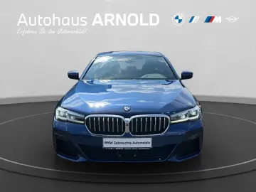 BMW 520d xDrive Limousine M Sportpaket HiFi AHK LED