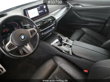 BMW 520 d M Sport #AHK#Laser#Leder#Pano#HuD#19Zoll#