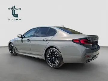 BMW 520d xDrive M Sport DrAssProf H&K HUD Glasdach