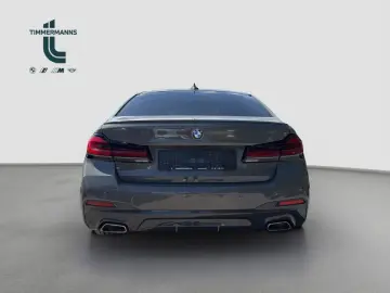 BMW 520d xDrive M Sport DrAssProf H&K HUD Glasdach