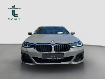 BMW 520d xDrive M Sport DrAssProf H&K HUD Glasdach