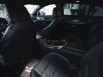 MERCEDES-BENZ AMG GT 4-trg. 63 S E Performance MAGNO CARBON