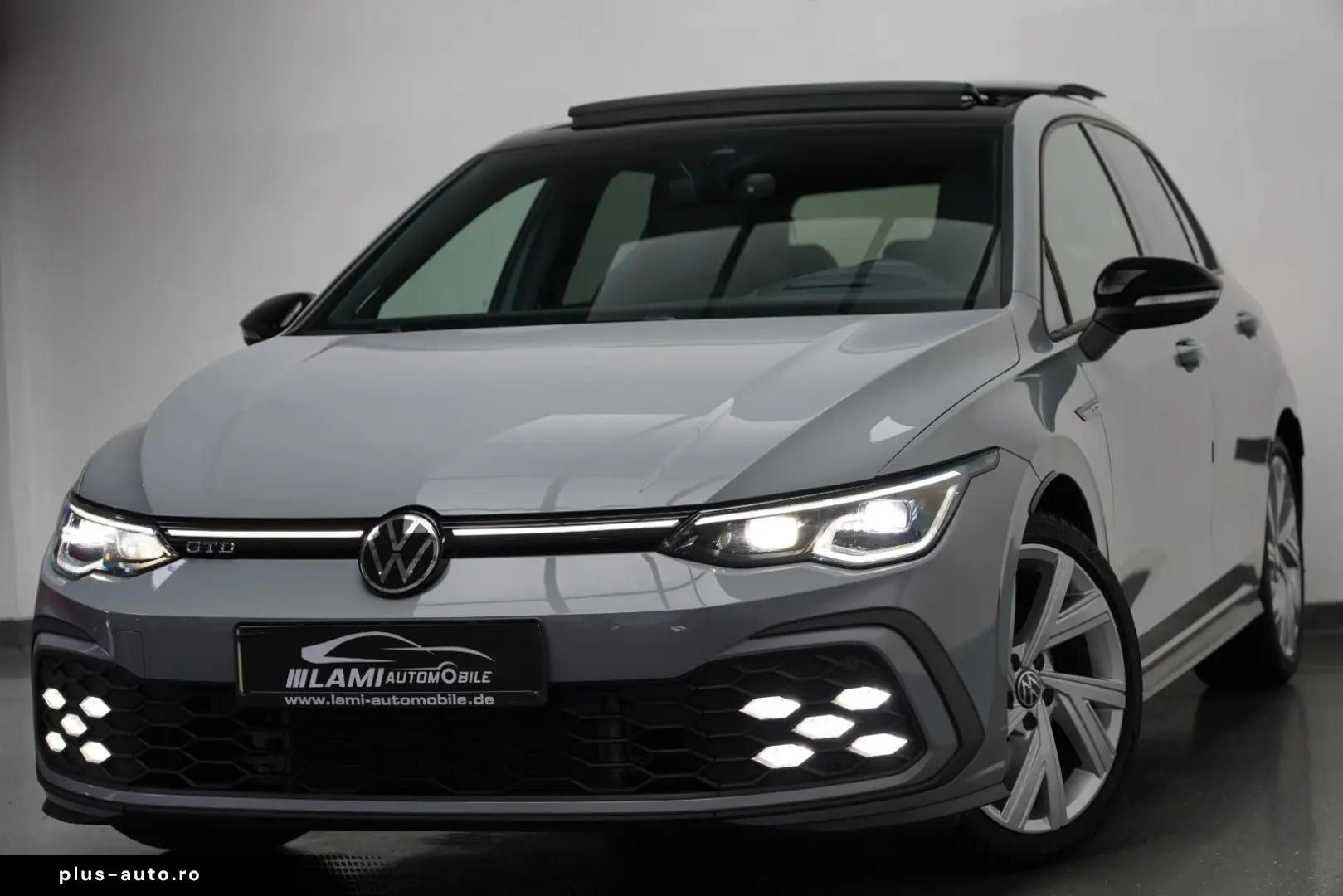 VW Golf VIII GTD PANO LEDER H&K HEADUP MATRIX