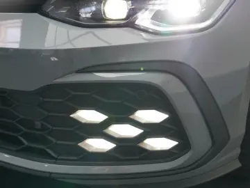 VW Golf VIII GTD PANO LEDER H&K HEADUP MATRIX