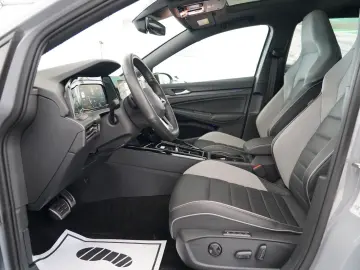 VW Golf VIII GTD PANO LEDER H&K HEADUP MATRIX