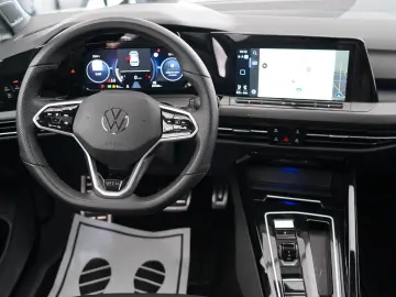VW Golf VIII GTD PANO LEDER H&K HEADUP MATRIX