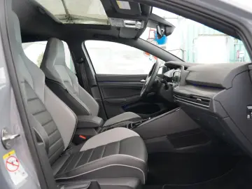 VW Golf VIII GTD PANO LEDER H&K HEADUP MATRIX