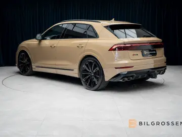 AUDI SQ8 TFSI quattro B&O AirSusp Massage Pano 360