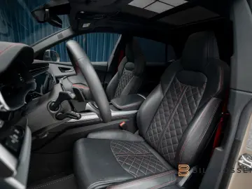 AUDI SQ8 TFSI quattro B&O AirSusp Massage Pano 360