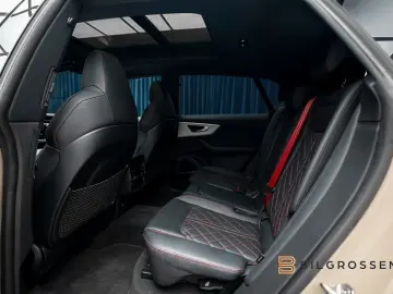 AUDI SQ8 TFSI quattro B&O AirSusp Massage Pano 360