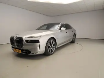 BMW 750 7 Serie 750e xDrive   LED   Leder   HUD   Ac
