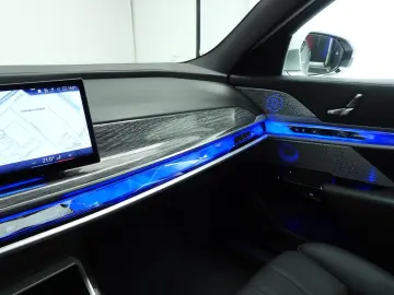 BMW 750 7 Serie 750e xDrive   LED   Leder   HUD   Ac