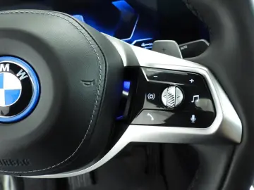 BMW 750 7 Serie 750e xDrive   LED   Leder   HUD   Ac