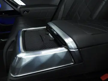 BMW 750 7 Serie 750e xDrive   LED   Leder   HUD   Ac