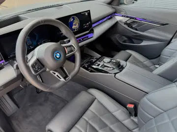 BMW 550e Tour. xDrive M Sport Pro Sitzbelüftung Pano