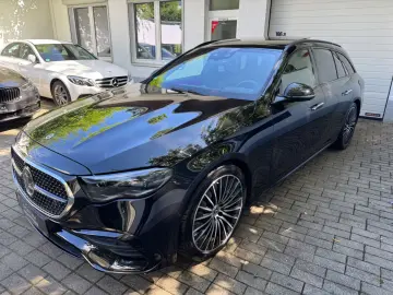 MERCEDES-BENZ E 450 4M AMG Line Premium Plus Pano Su…