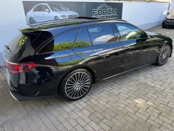 MERCEDES-BENZ E 450 4M AMG Line Premium Plus Pano Su…