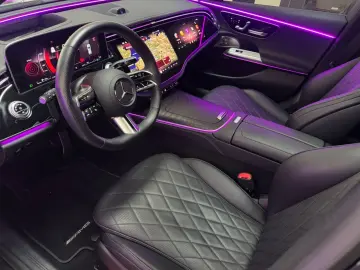 MERCEDES-BENZ E 450 4M AMG Line Premium Plus Pano Su…