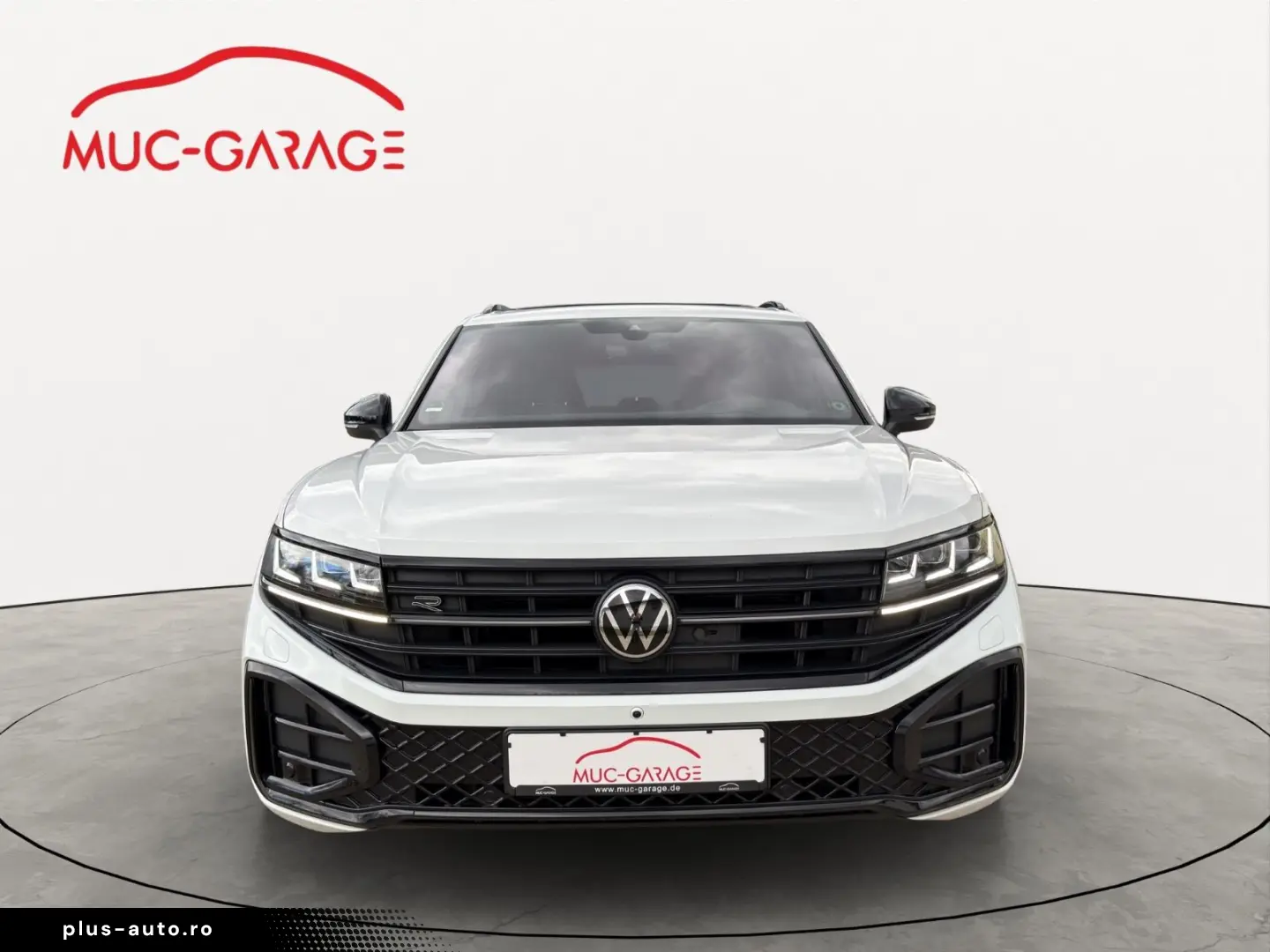 VW Touareg 3.0 TDI 210 kW 4Motion R-Line 23  Pano