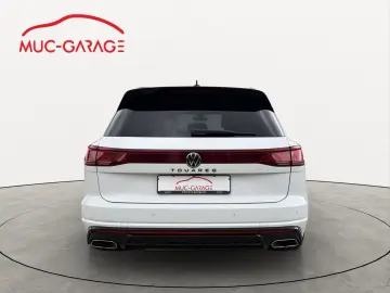 VW Touareg 3.0 TDI 210 kW 4Motion R-Line 23  Pano