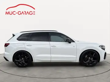 VW Touareg 3.0 TDI 210 kW 4Motion R-Line 23  Pano