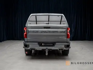 CHEVROLET Silverado High Country 6.2 V8 4WD Pano Bose Tow