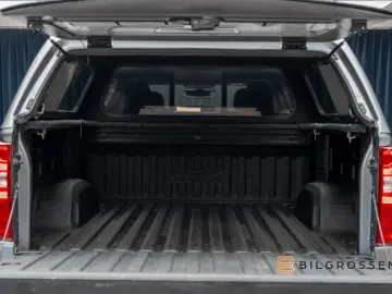 CHEVROLET Silverado High Country 6.2 V8 4WD Pano Bose Tow