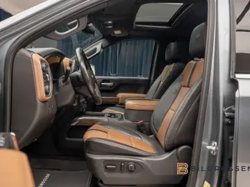 CHEVROLET Silverado High Country 6.2 V8 4WD Pano Bose Tow