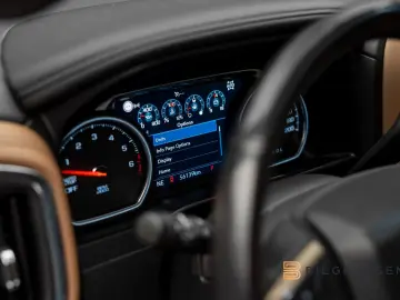 CHEVROLET Silverado High Country 6.2 V8 4WD Pano Bose Tow