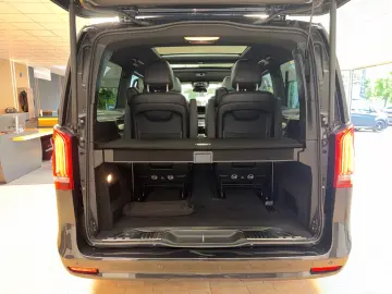 MERCEDES-BENZ V300 Avantgarde Edition Lang 4Matic AM…