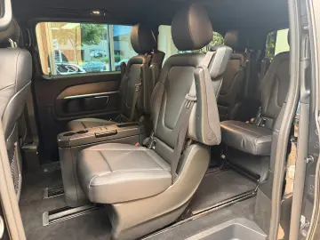 MERCEDES-BENZ V300 Avantgarde Edition Lang 4Matic AM…