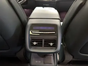CADILLAC Lyriq Sport AWD 21 Leder AKG-Sound Pano VOLL