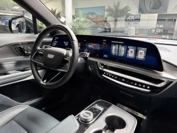 CADILLAC Lyriq Sport AWD 21 Leder AKG-Sound Pano VOLL