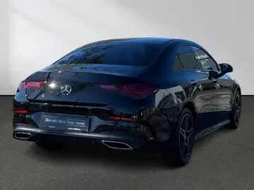 MERCEDES-BENZ CLA 200 AMG Line Panorama Ambiente Key…