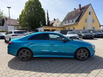 MERCEDES-BENZ CLA 200 d AMG MBUX Pano Night Rcam Ambi