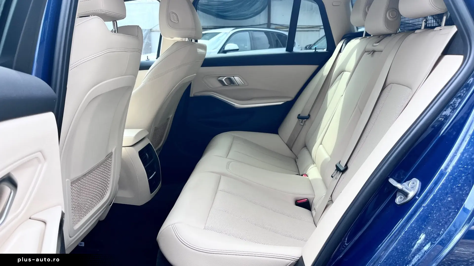 BMW Seria 3 330e Aut. Luxury Line PLugin Hybrid