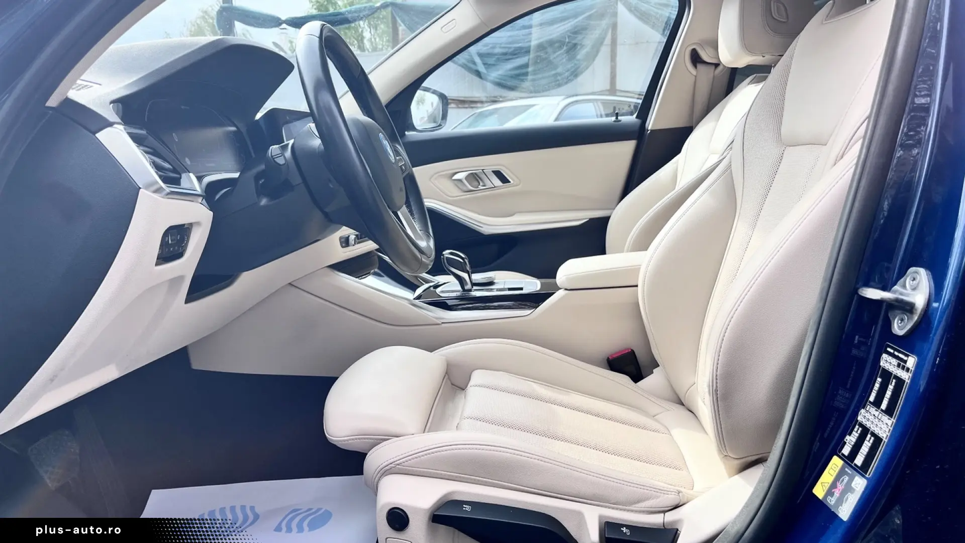 BMW Seria 3 330e Aut. Luxury Line PLugin Hybrid