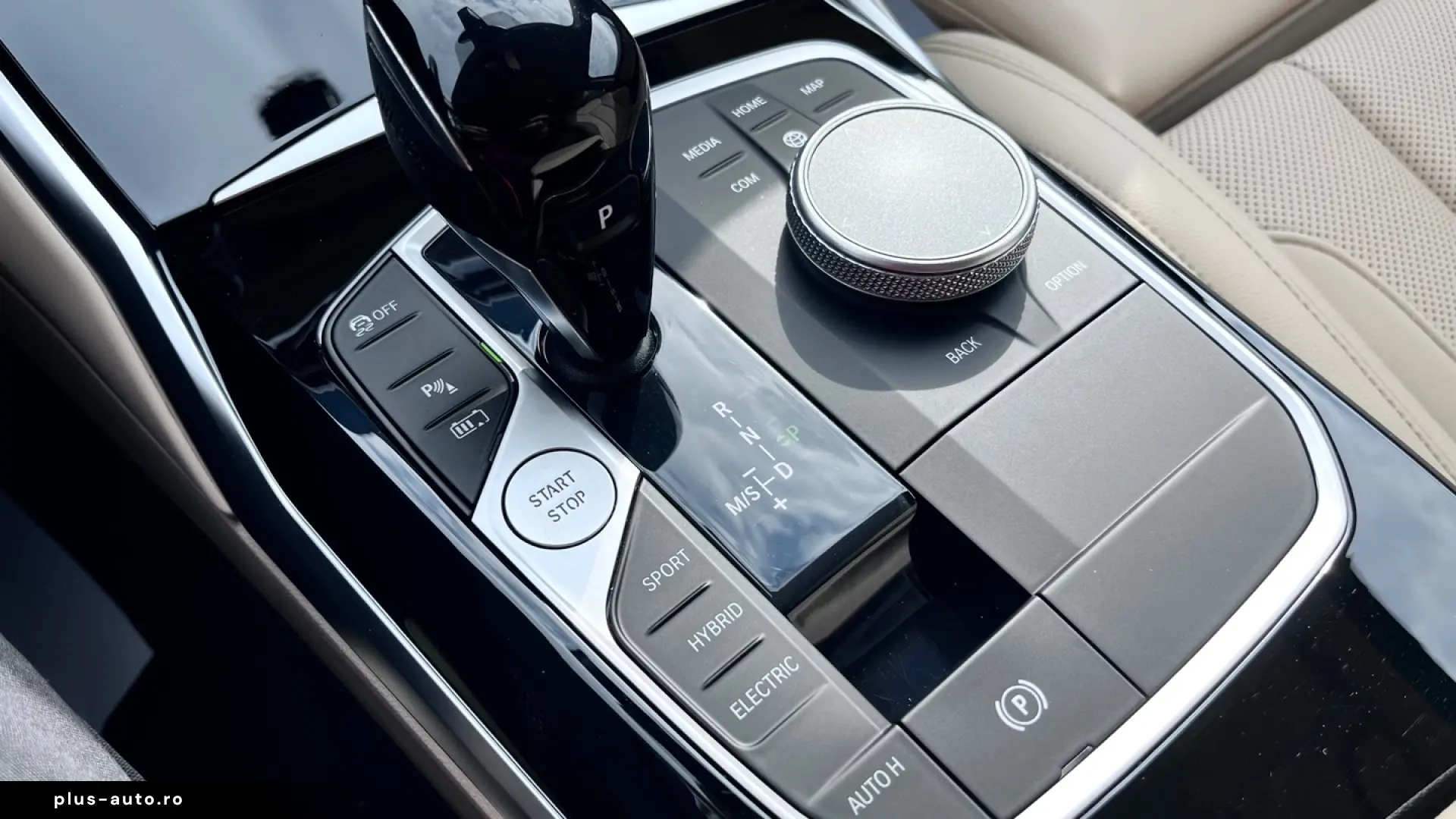 BMW Seria 3 330e Aut. Luxury Line PLugin Hybrid