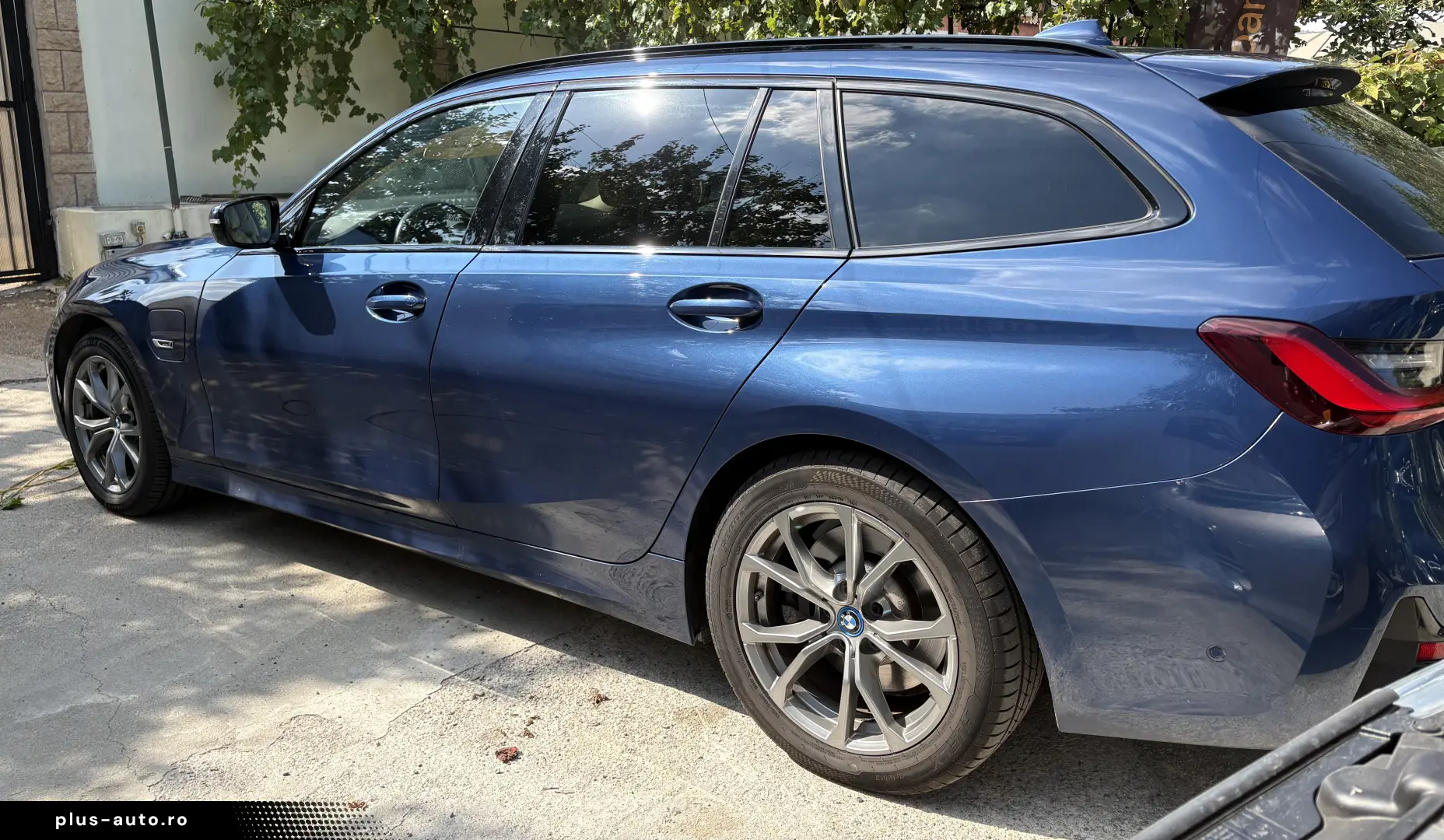 BMW Seria 3 330e Aut. Luxury Line PLugin Hybrid