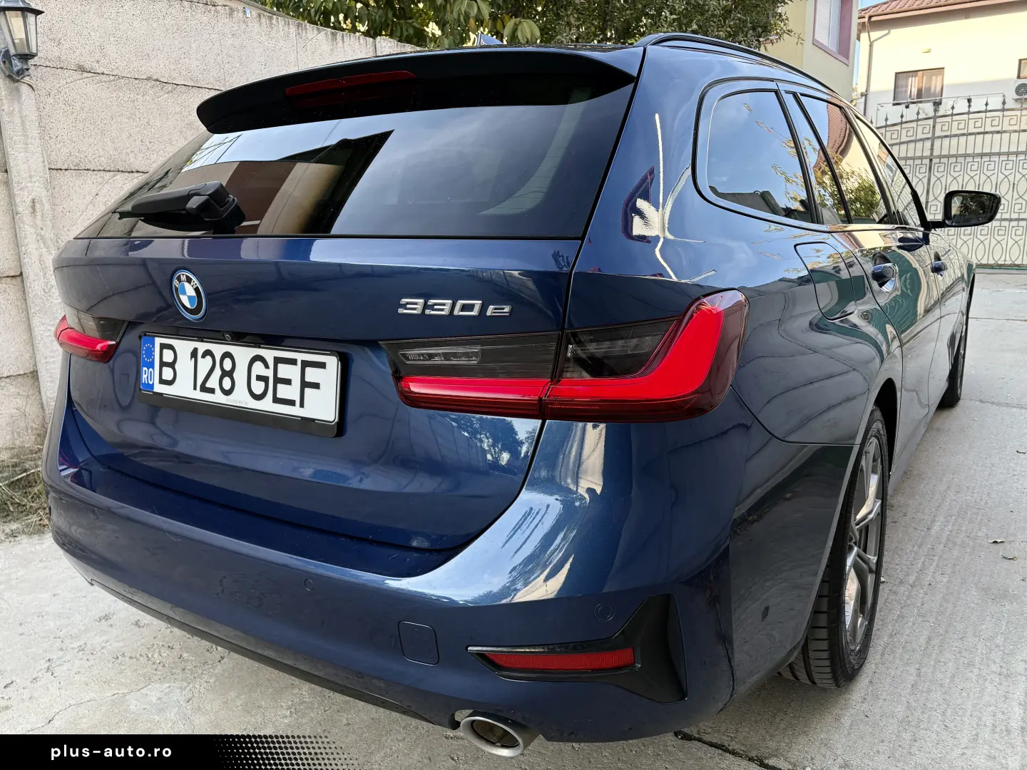 BMW Seria 3 330e Aut. Luxury Line Plug-in Hybrid (PHEV)