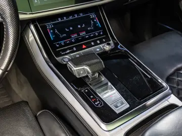Audi Q8 Quattro 3 0 TDI S line