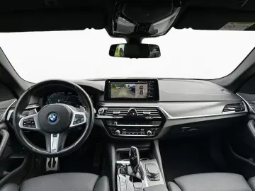 BMW 530e Limo Aut. M Sport LCProf GSD St&Go 360