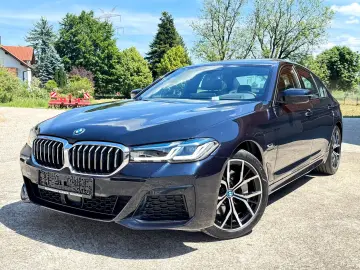 BMW 530e xDrive M Sportpaket Glasdach AHK HeadUp 19