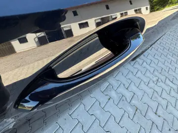 BMW 530e xDrive M Sportpaket Glasdach AHK HeadUp 19
