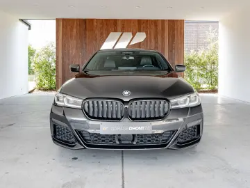 BMW 530 e  M pack  open dak  Harman Kardon  Head-up
