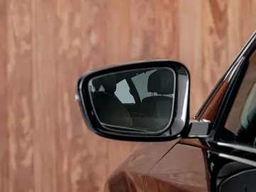 BMW 530 e  M pack  open dak  Harman Kardon  Head-up