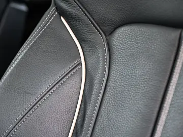 BMW 530 e  M pack  open dak  Harman Kardon  Head-up
