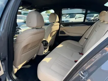 BMW 530e M Sport Shadow Line Harman kardon LED 19