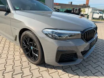 BMW 530e M Sport Shadow Line Harman kardon LED 19