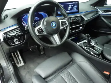 BMW 530 5 Serie Sedan 530e   M-Sportpakket   LED   n